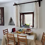 بيت للعطل Grandpa Simos' Traditional