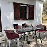 بيت للعطل Grandpa Simos' Traditional Agios Romanos